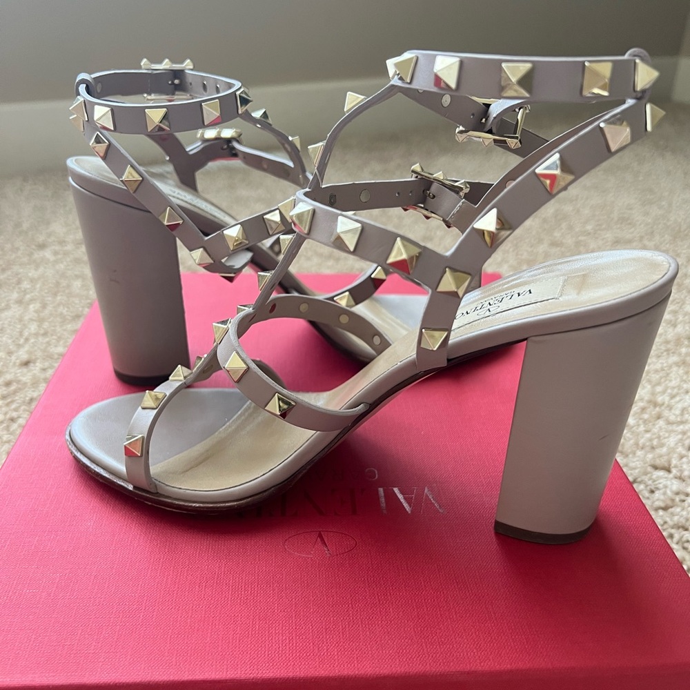 Valentino Garavani rockstud sandals